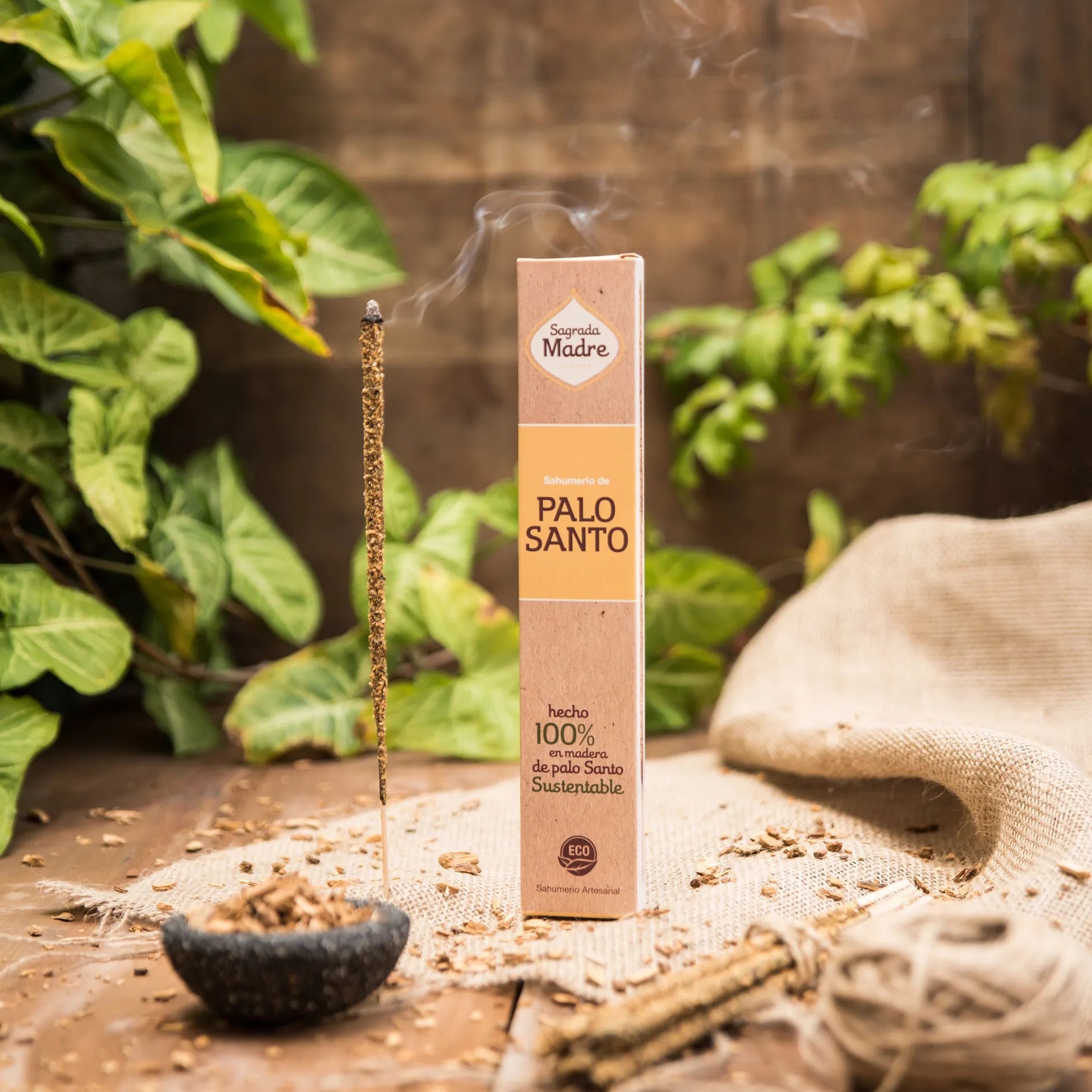 Incenso Natural Palo Santo Puro - Sagrada Madre