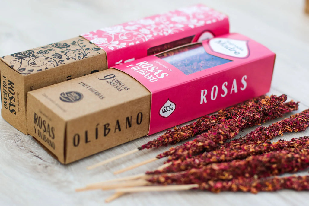 Incenso Natural Hierbas Rosa e Olíbano 9 Varetas - Sagrada Madre